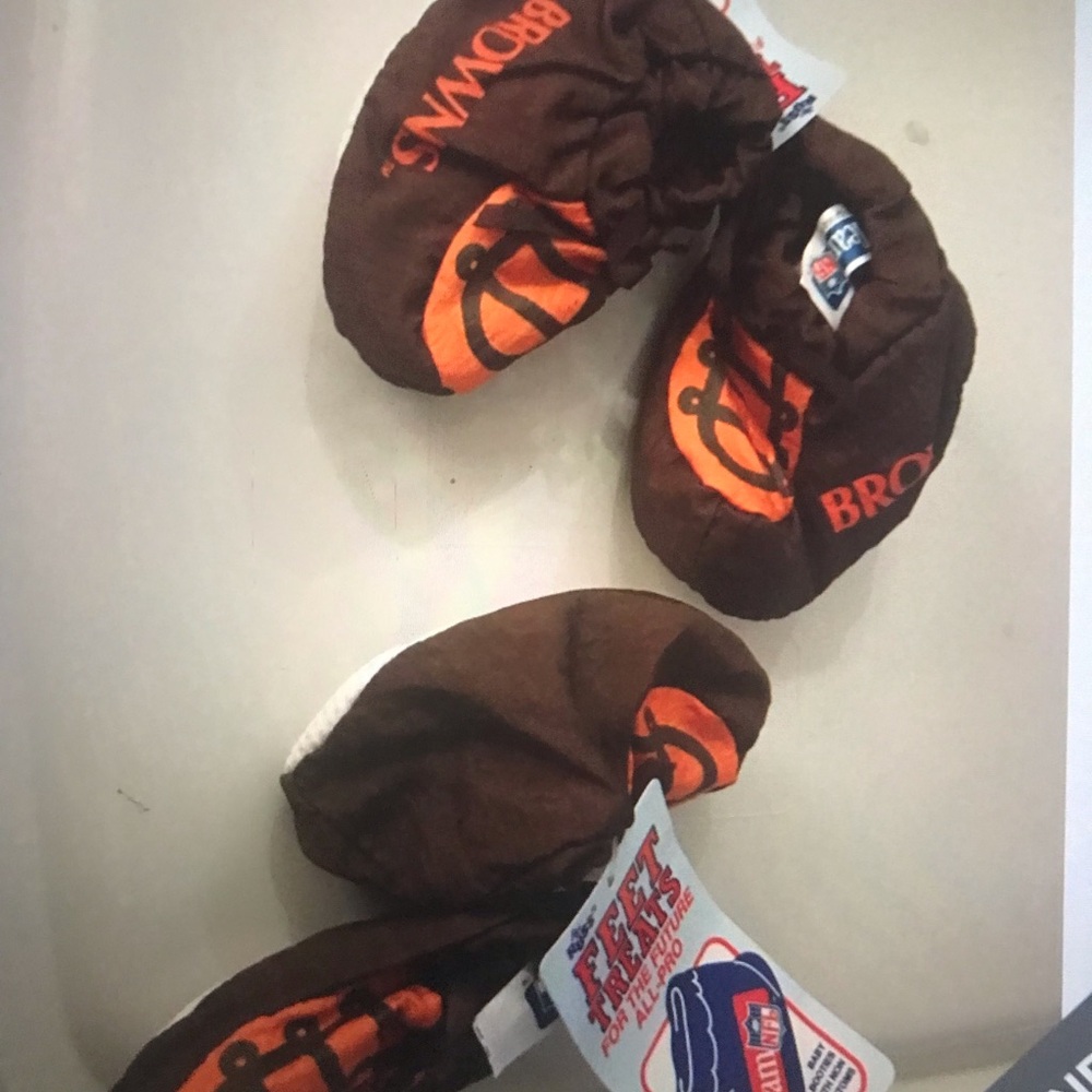 Cleveland Browns Baby Booties with Orange Football Logo